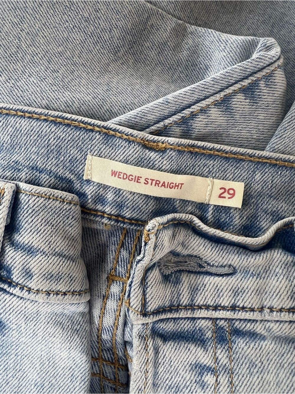 Levi's Wedgie Straight Jeans - Light Blue - Picture 4 of 7